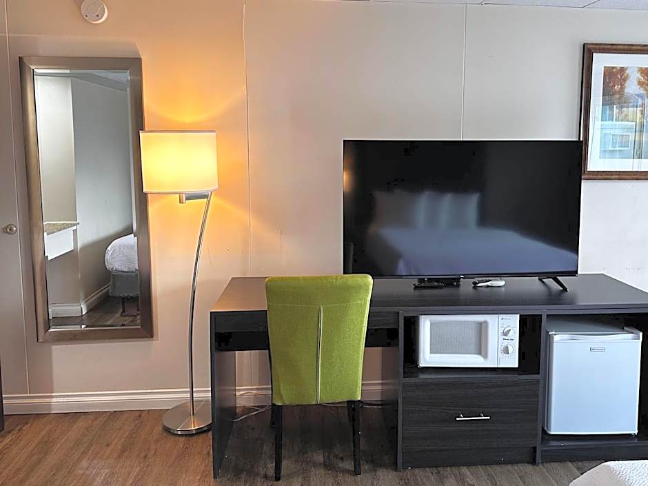 Expedition Lodge Estes Park at Rocky Mtn National Park