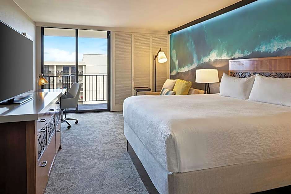 Courtyard by Marriott King Kamehameha's Kona Beach Hotel