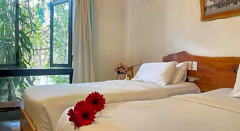 Stop and Go Boutique Hotel Since 1982