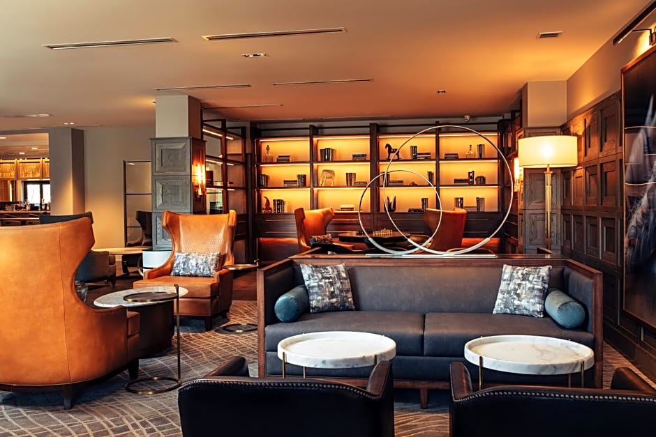 Somerset Hills Hotel, Tapestry Collection by Hilton