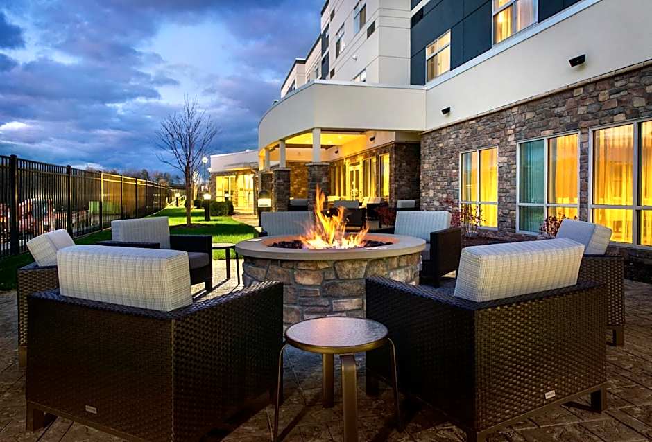Courtyard by Marriott Schenectady at Mohawk Harbor