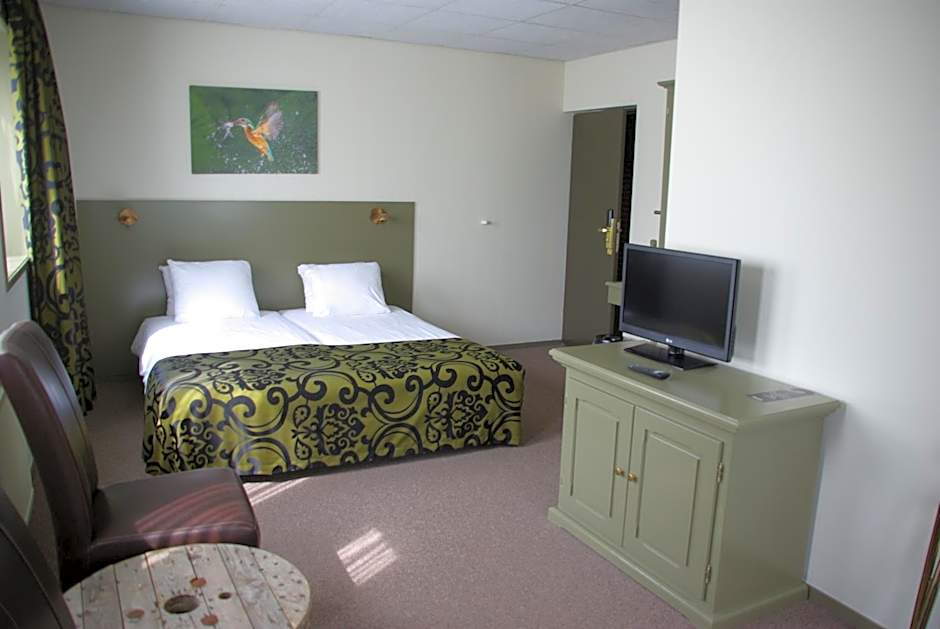 Hotel Sportsbar & Brasserie Dorhout Mees