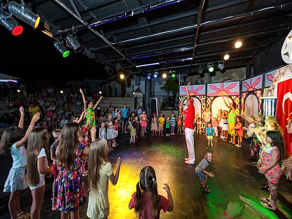 Lykia Botanika Beach Fun & Club - All Inclusive