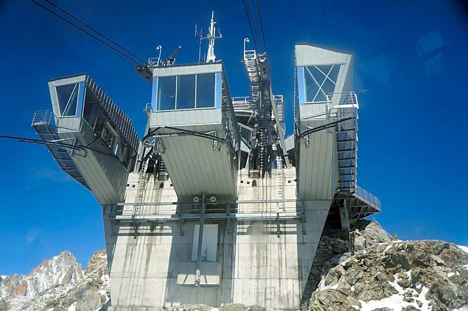 Hotel Aiguille Noire