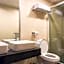 Aston Boutec Hotel Lintas Plaza