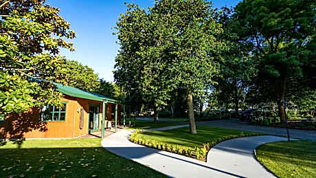 The Jolly Poacher Retreat