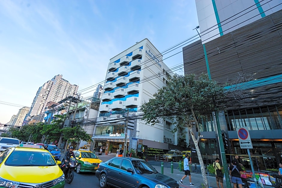 Samran Place Hotel