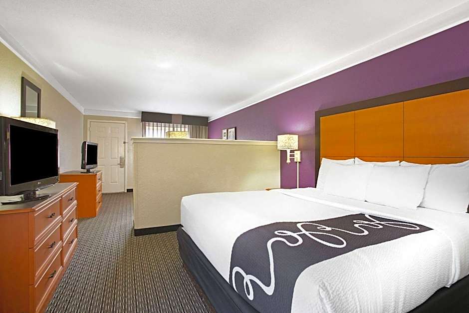 La Quinta Inn & Suites by Wyndham San Marcos