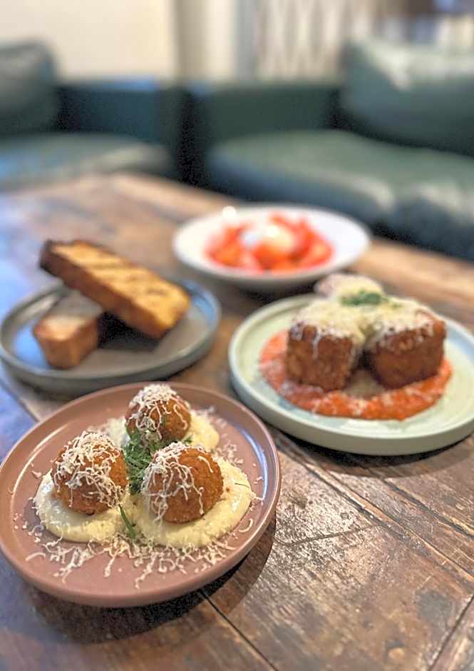 The Richmond Hotel - Adelaide