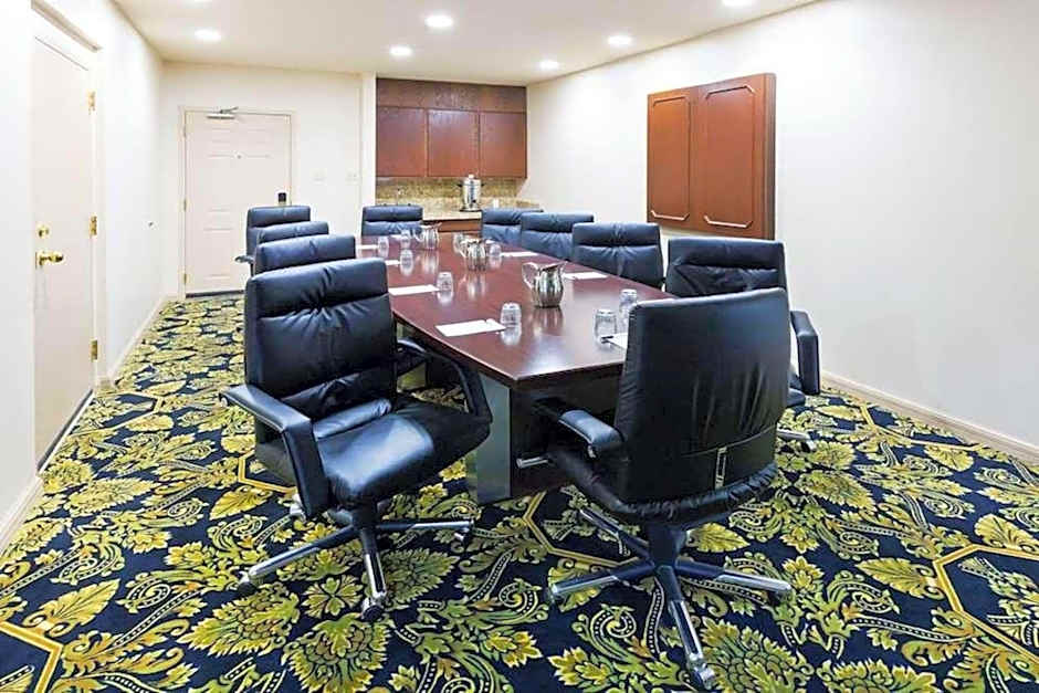 Radisson Hotel El Paso Airport