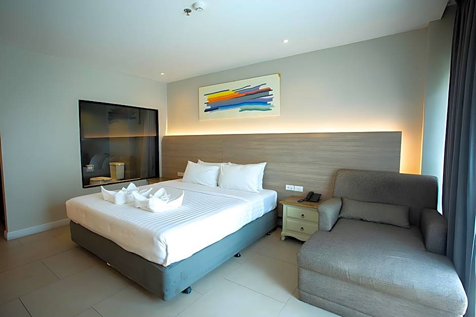 Sea Me Spring Too Hotel