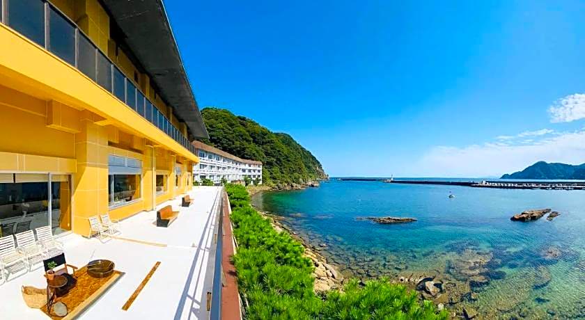 Okukinosaki Seaside Hotel