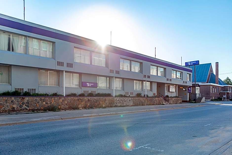 Knights Inn North Bay