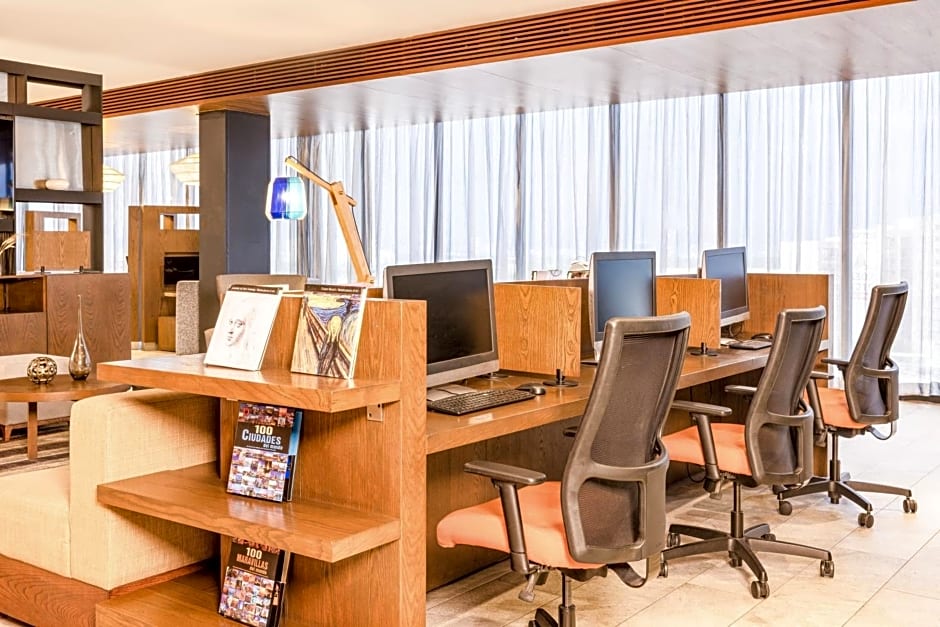 Courtyard by Marriott Mexico City Vallejo