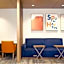 Holiday Inn Express & Suites Sarasota Bradenton