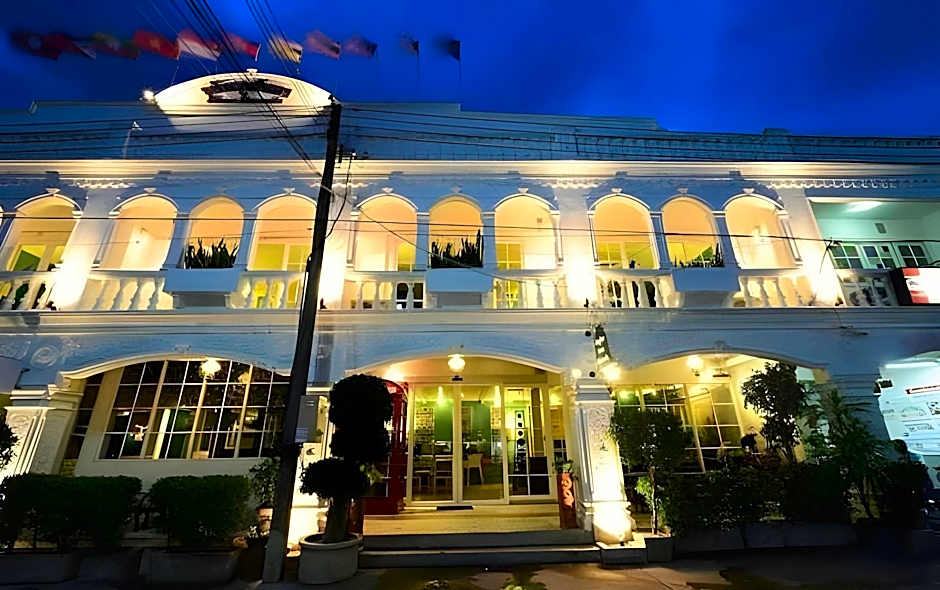 Baan Phuanda Phuket