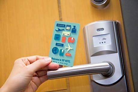 Run Of House(Bed/Room Type Will Be Assigned Upon Check In, No Lift, Self-carry Luggage)