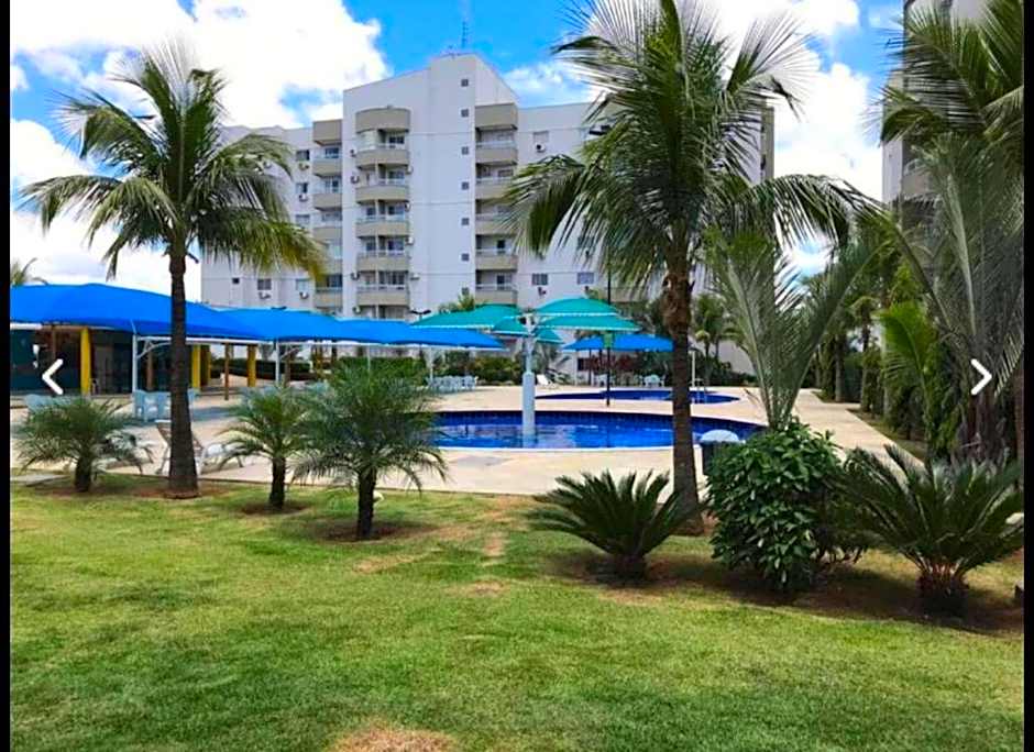 Lagoa Quente Flat Service -512B