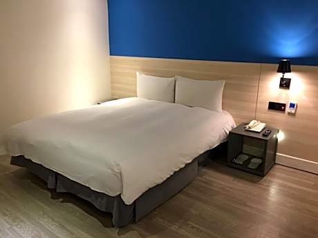 Standard Double Room - No Window