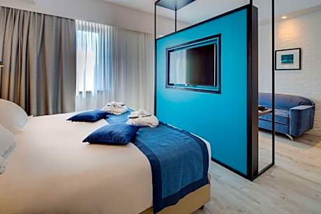 Executive King Suite