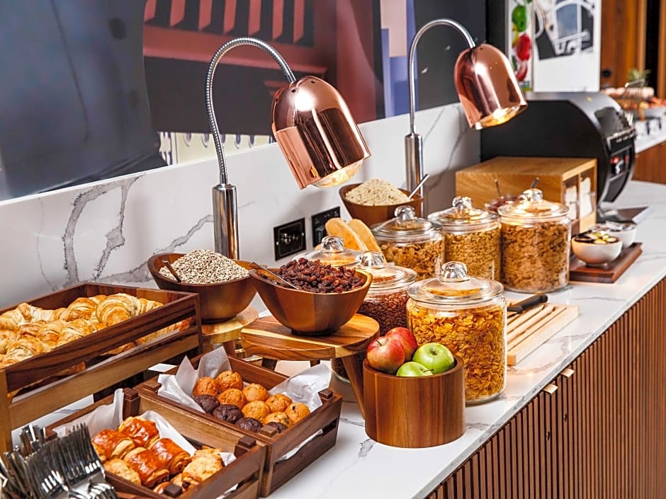 IBIS STYLES London Heathrow East