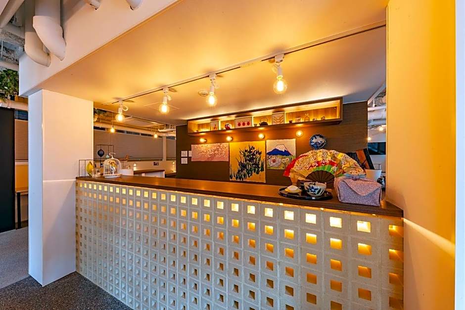 plat hostel keikyu kamakura wave