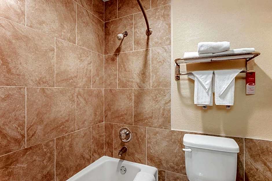 Econo Lodge Madison East