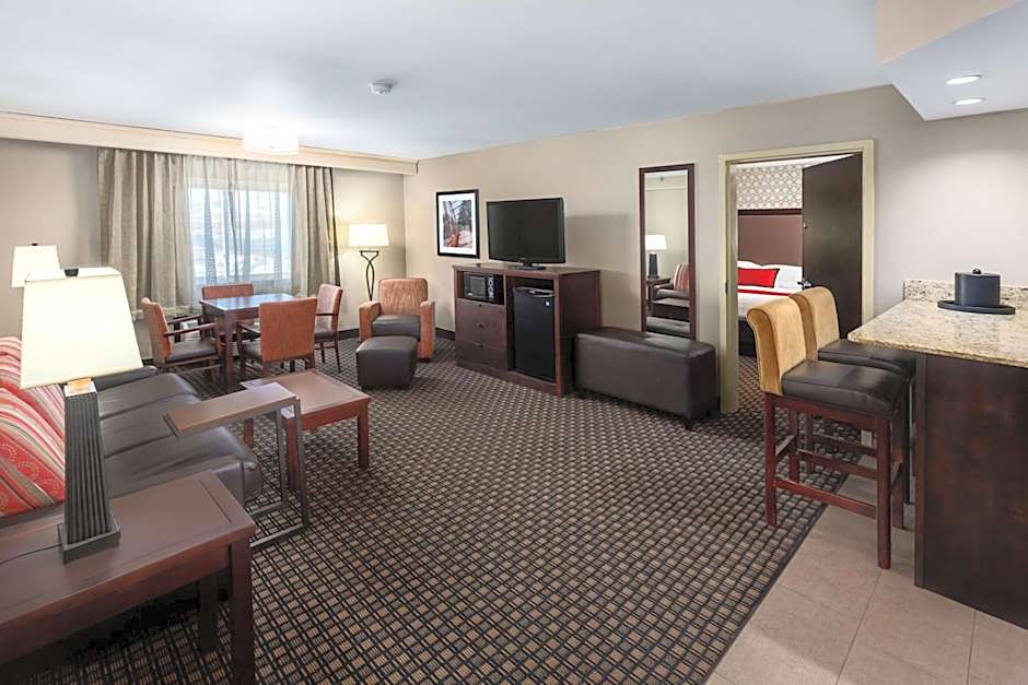 Best Western Plus Ramkota Hotel