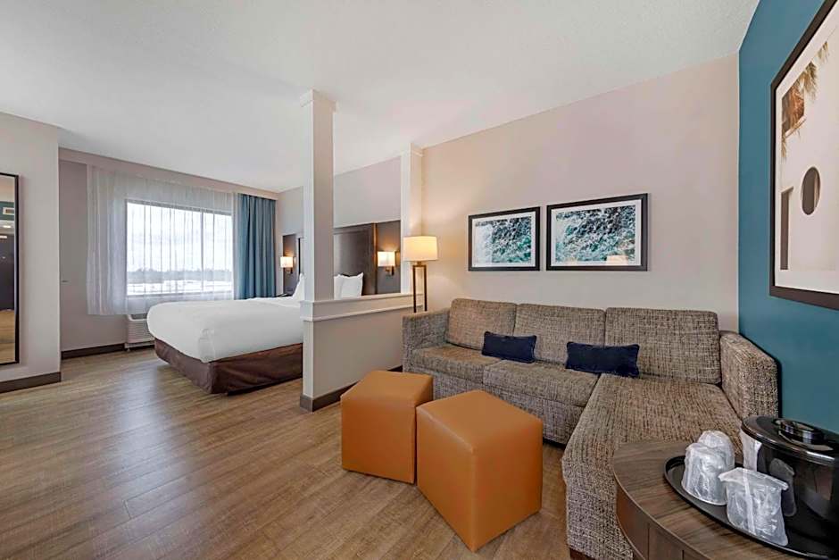 Comfort Inn & Suites Miami International Airport