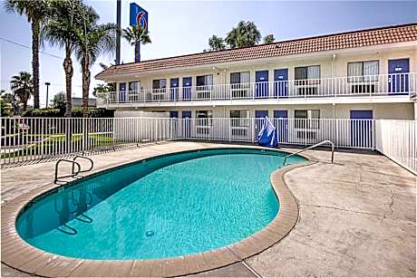 Motel 6-Fresno, CA
