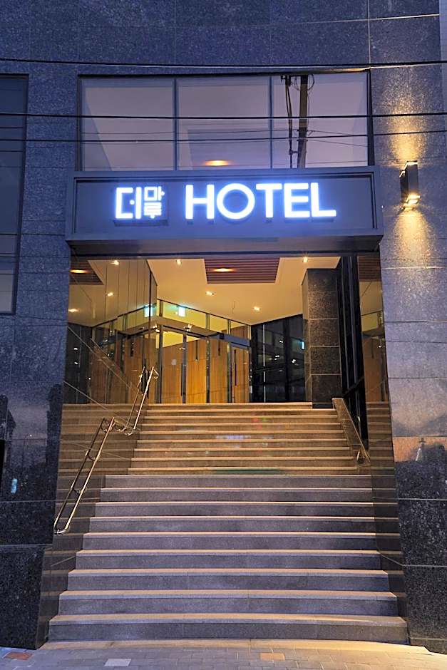 Hotel the maru