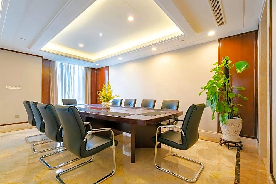 Kunming Golden Eagle Summit Hotel