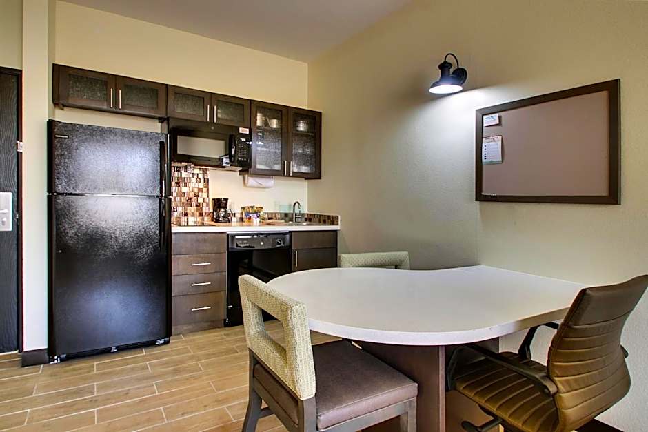 Candlewood Suites Wichita East By IHG