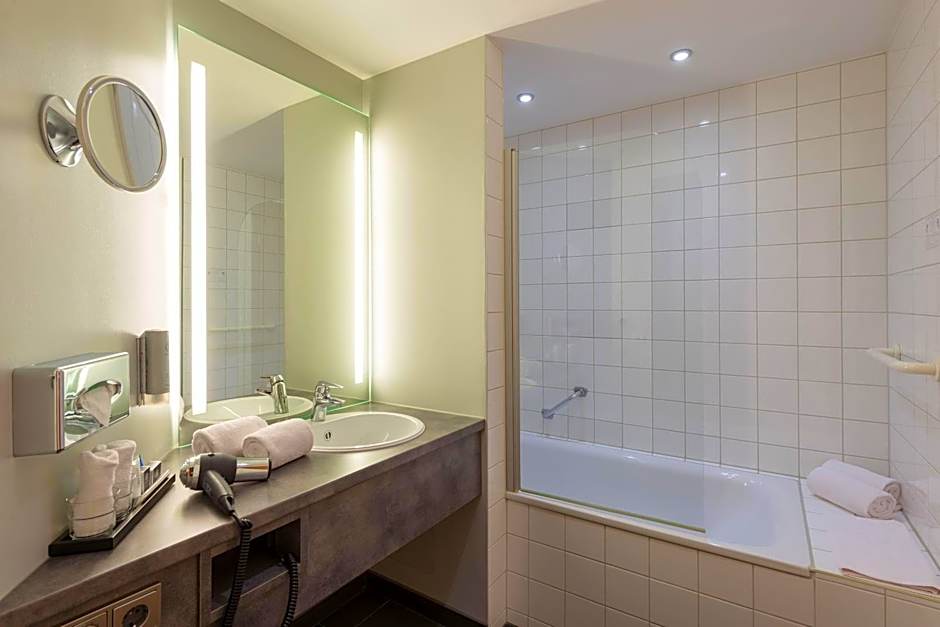 Hotel Wolfsburg Centrum Affiliated by Melia