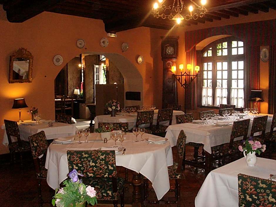 Hostellerie du Vieux Pérouges