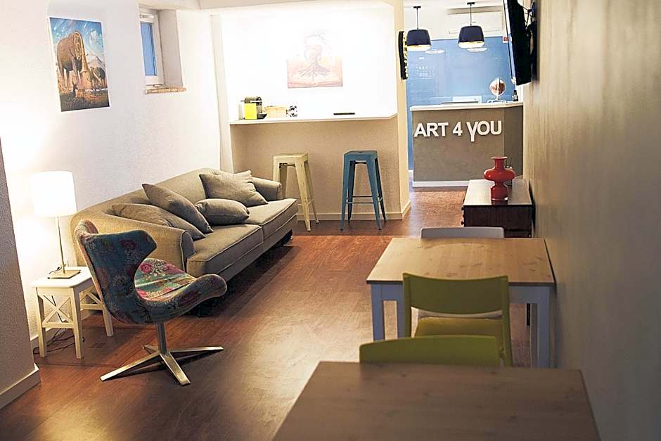 Art 4 You Cascais Suites