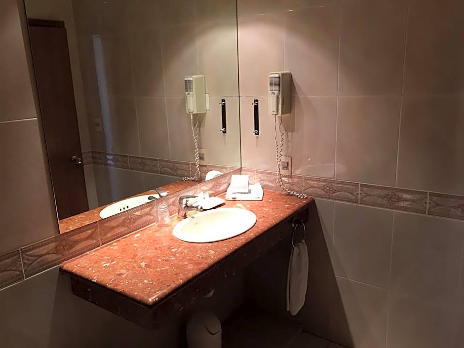 Crystal Palace Hotel