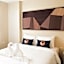 RQ Bangkok Sukhumvit 107 by Collection O