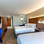 Holiday Inn Express & Suites Elk Grove West I-5 By IHG