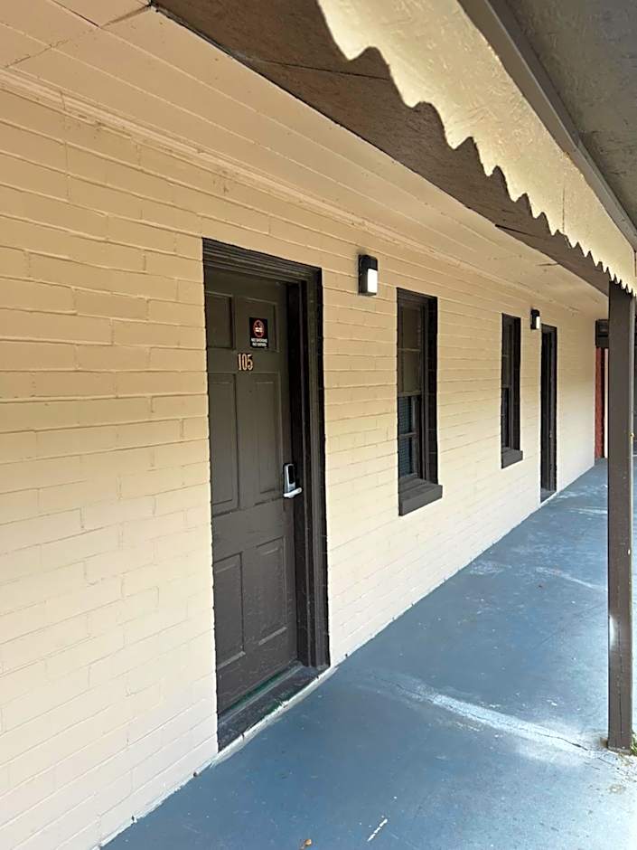 Turbeville Inn & Suites-I95