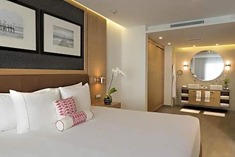 One-Bedroom Suite