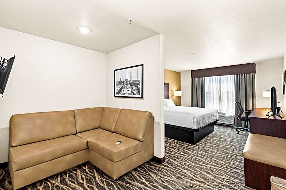 Cobblestone Hotel & Suites - Superior Duluth