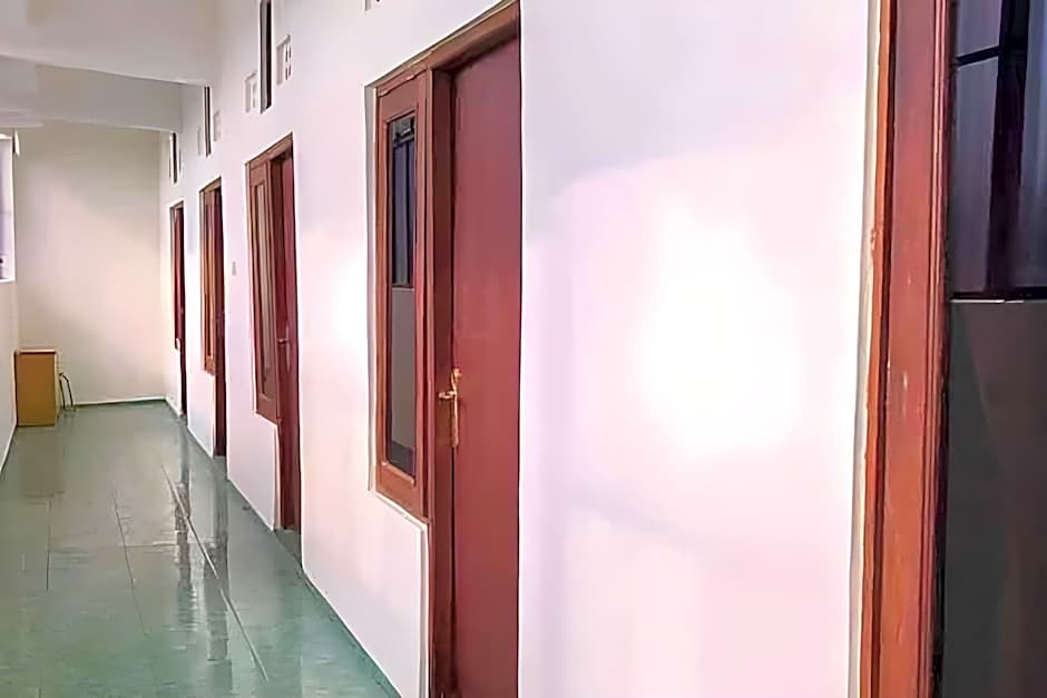 Griya Fadamas Syariah near Taman Hijau Demangan Madiun Mitra RedDoorz