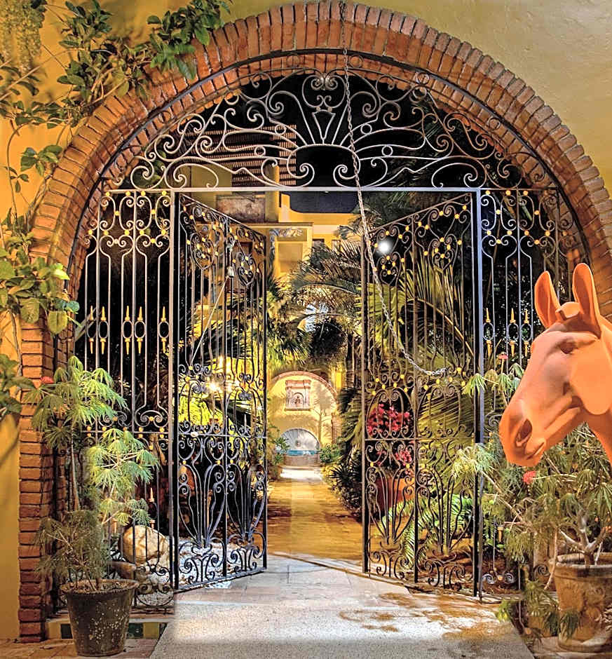 Suites La Hacienda