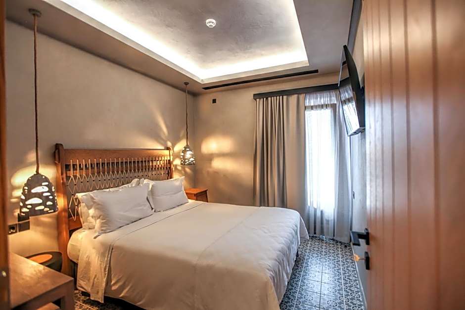 Meteora Heaven and Earth Kastraki premium suites - Adults Friendly