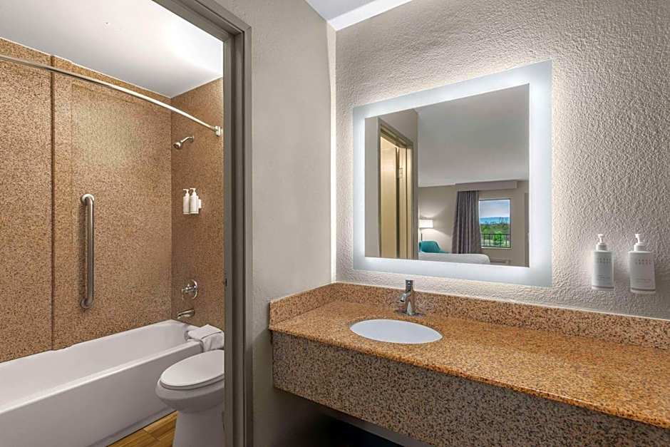 Days Inn by Wyndham Chattanooga Lookout Mountain West