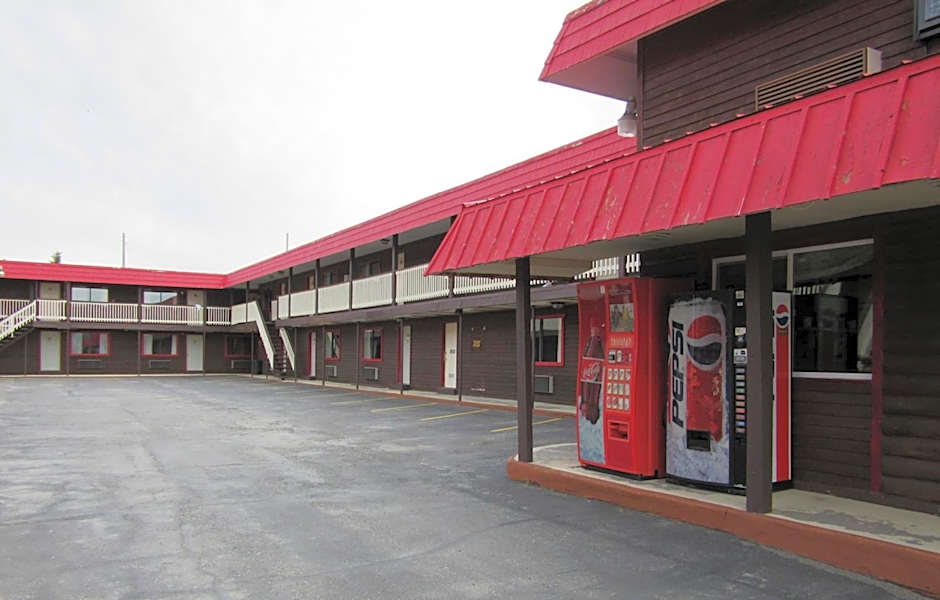 Travelers Lodge