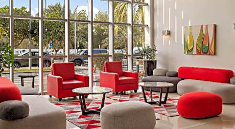 Ibis Abu Dhabi Gate Hotel