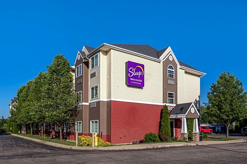 Sleep Inn & Suites