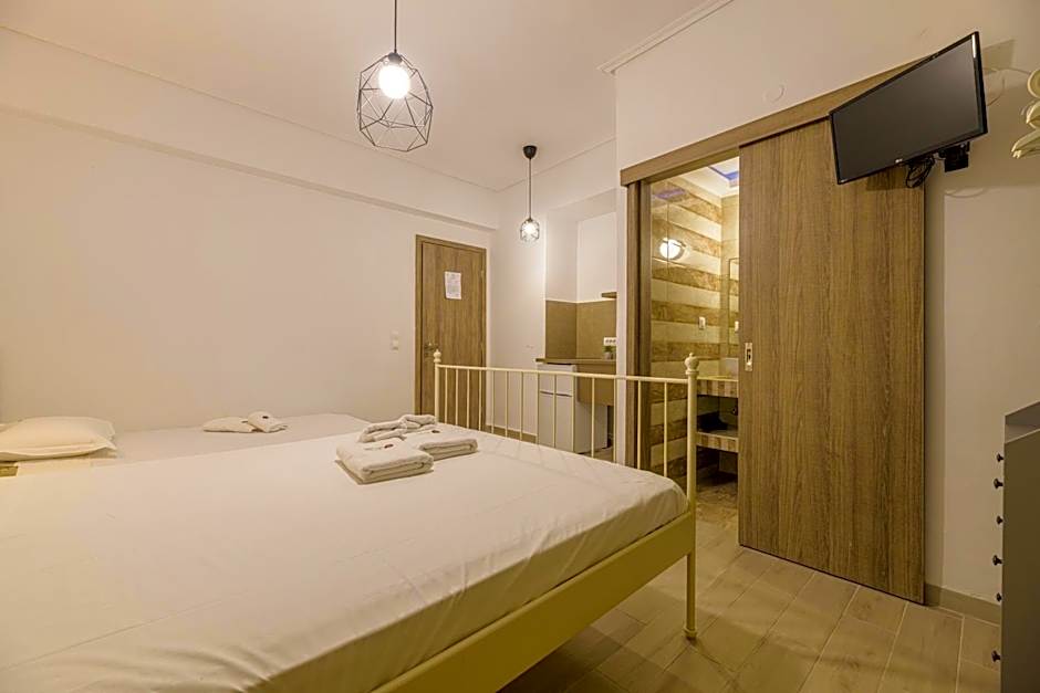 Denise Studios and Apartments